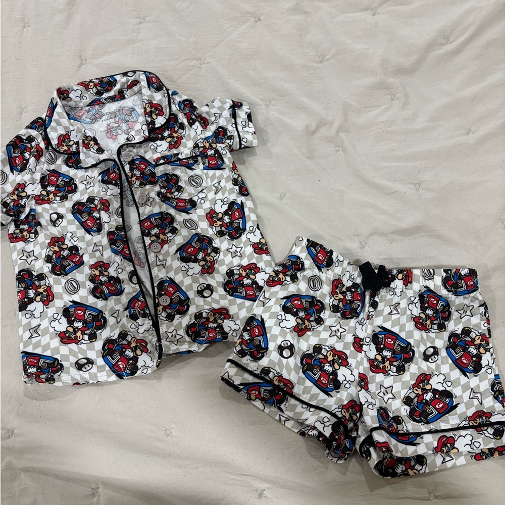 Kids Cartoon Print Pajama Set - White and Black mario cart pajama set
